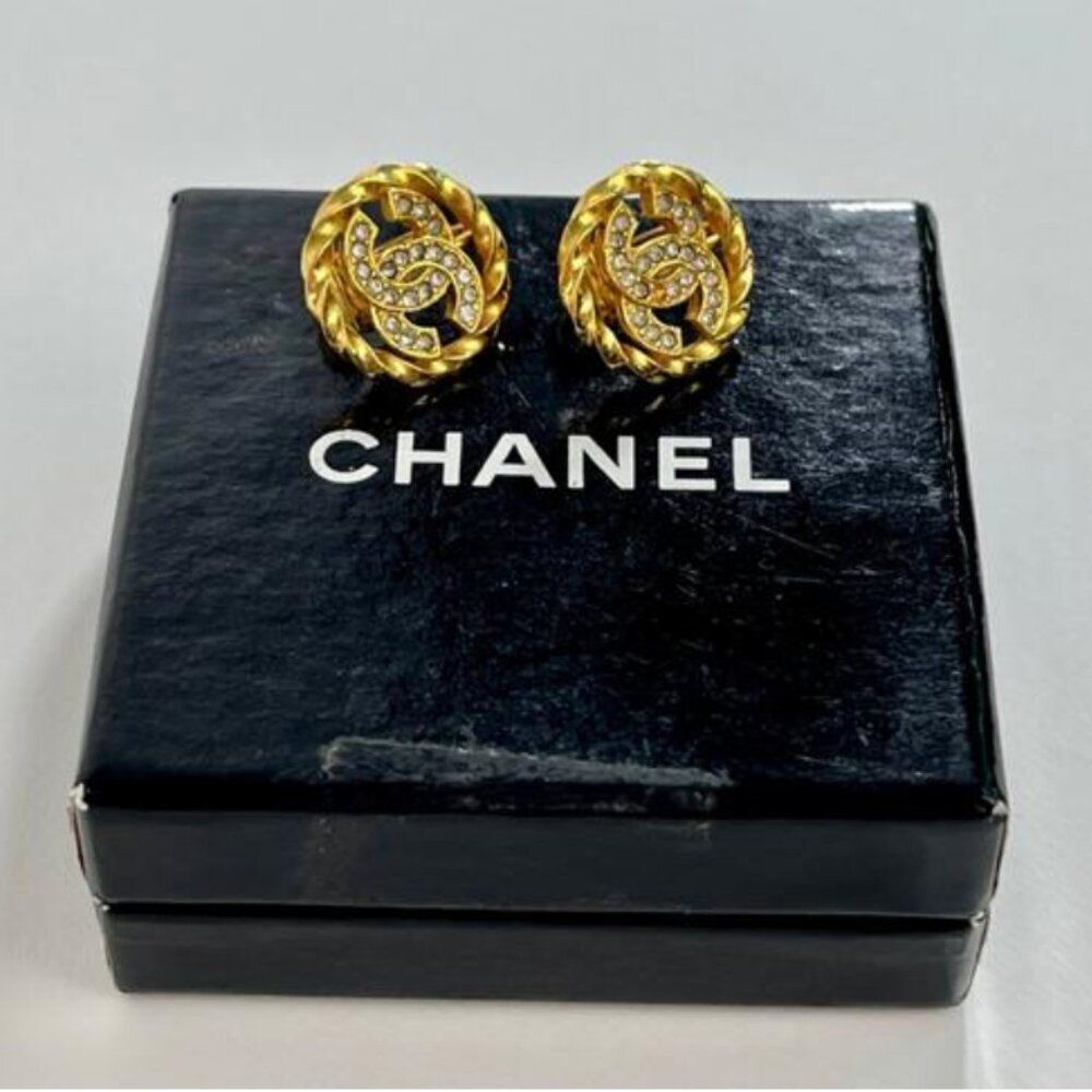 Chanel CC Rhinestone Clip on Earrings in Gold